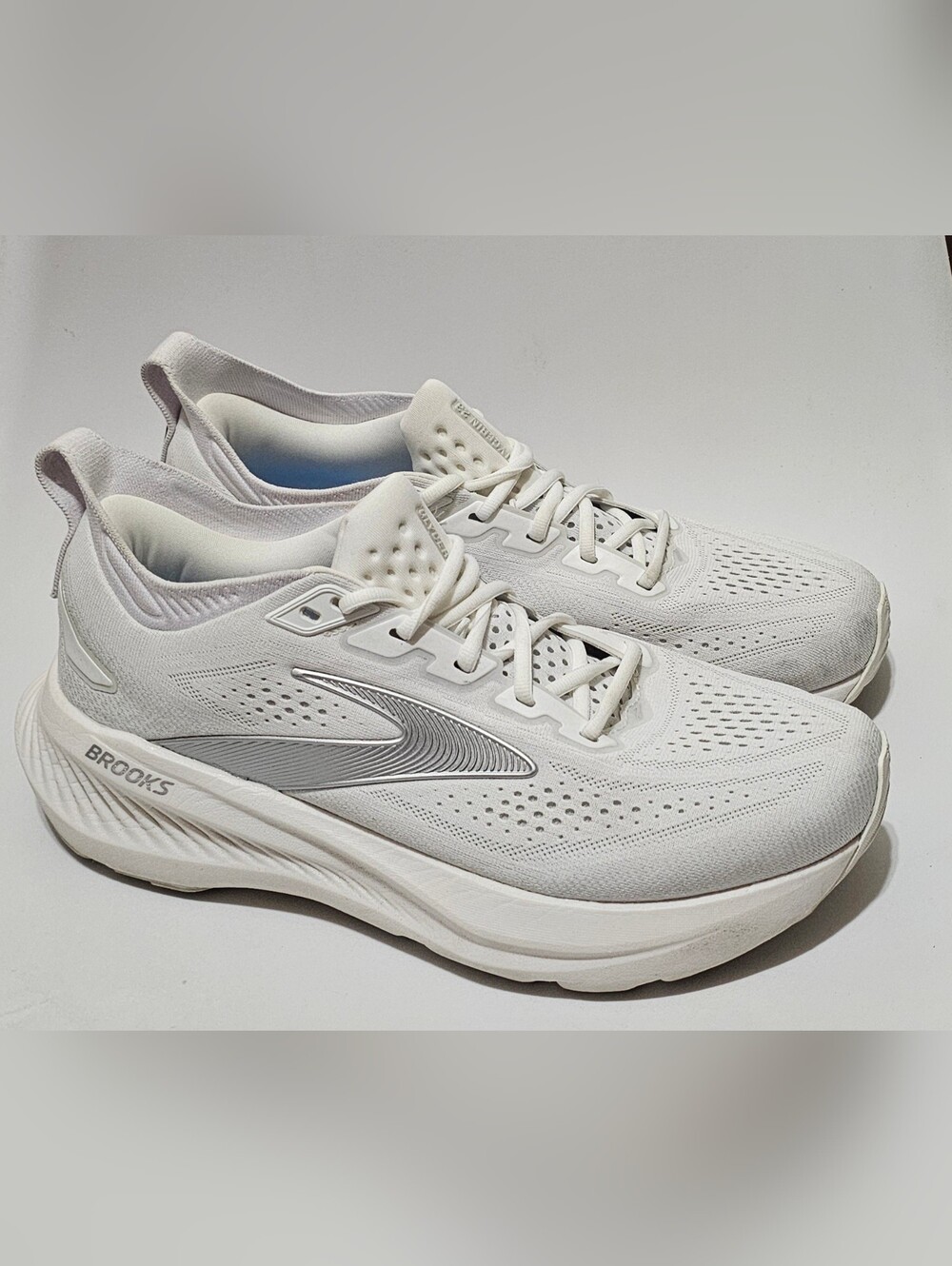 Women's Brooks Glycerin 23 size 11